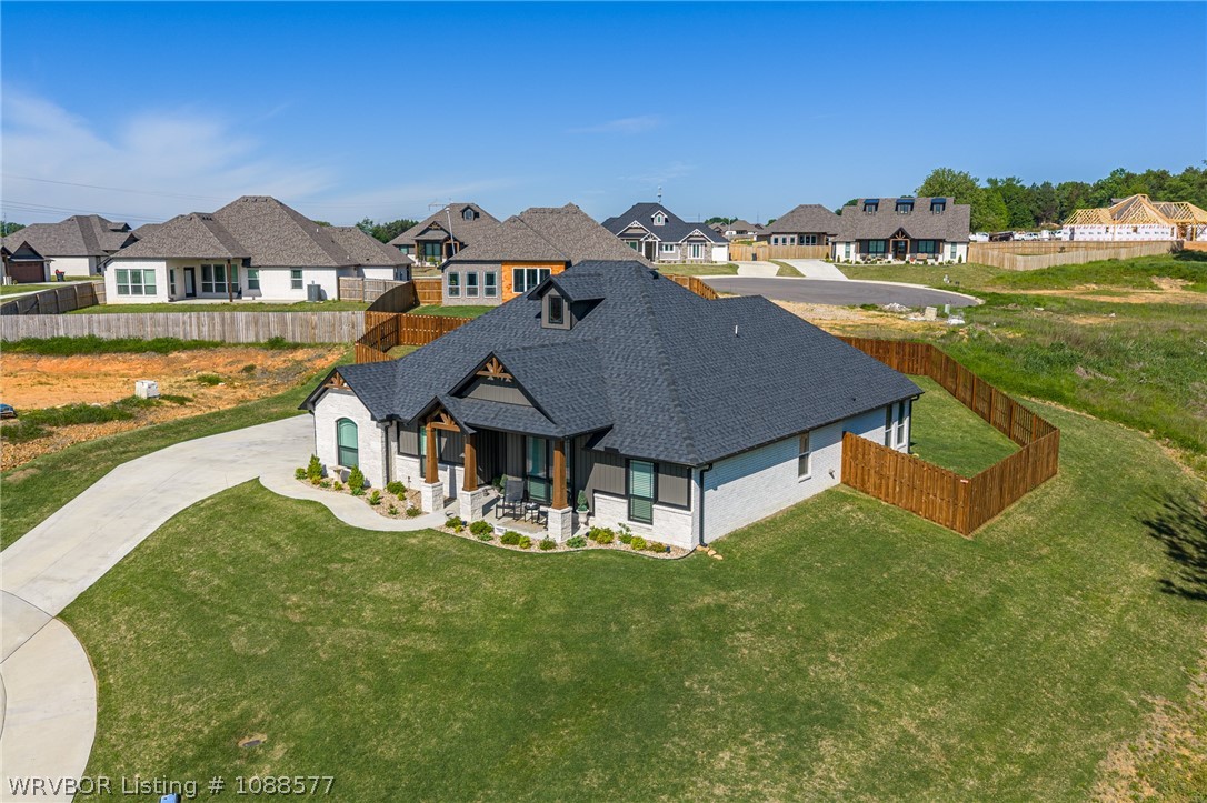 main property photo 6