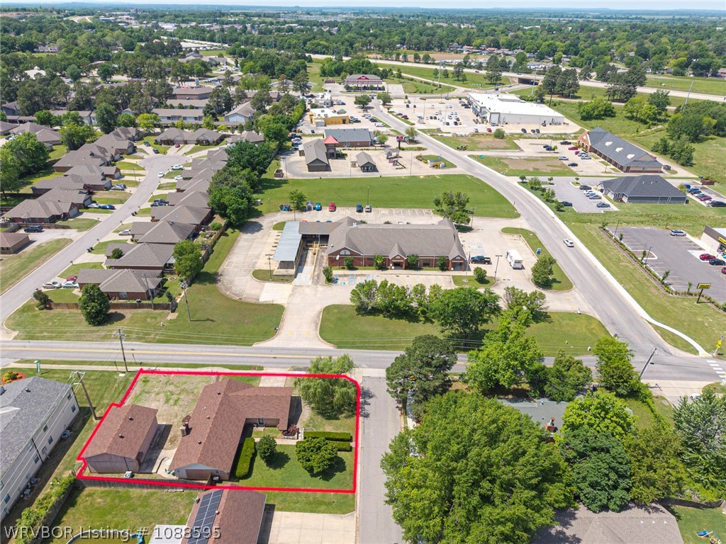 main property photo 5