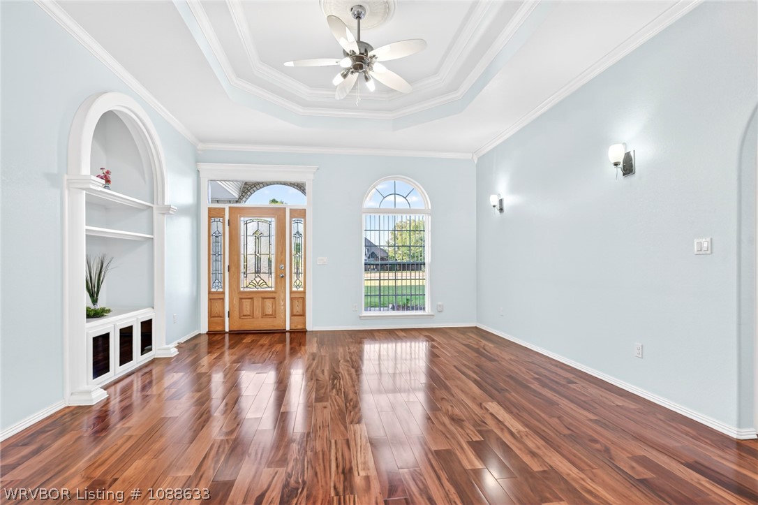 main property photo 13