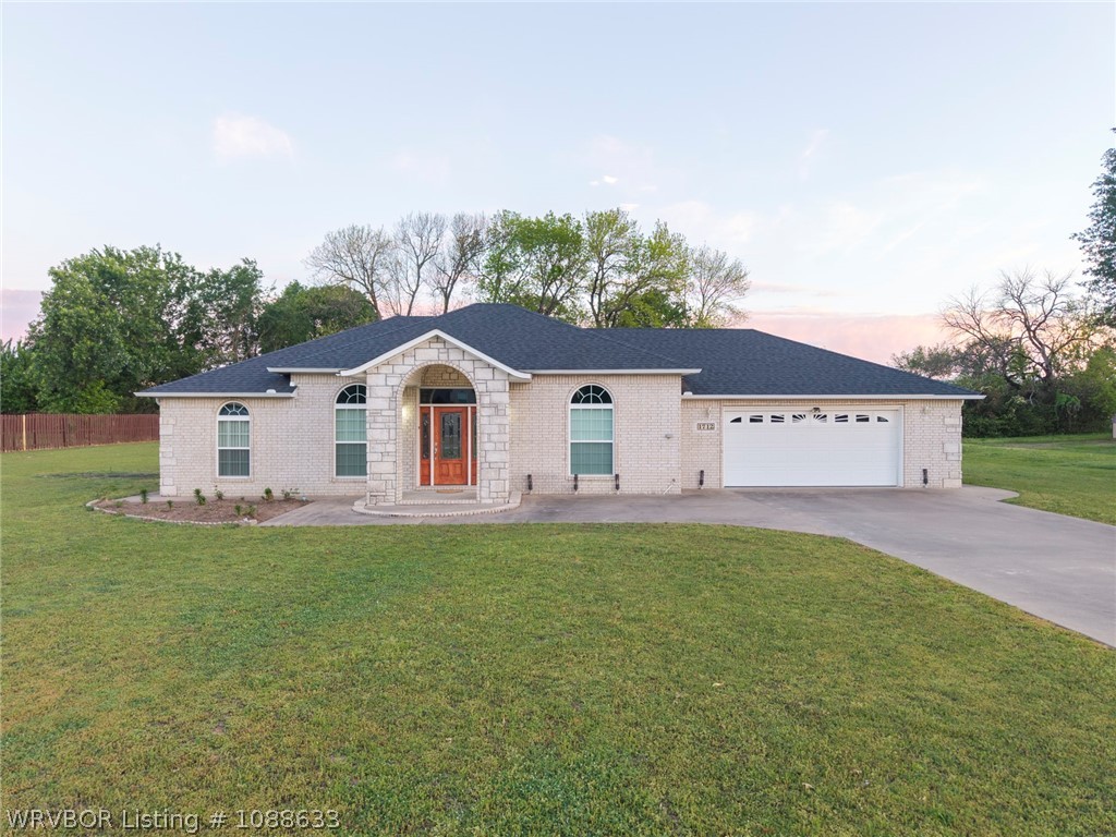 main property photo 2