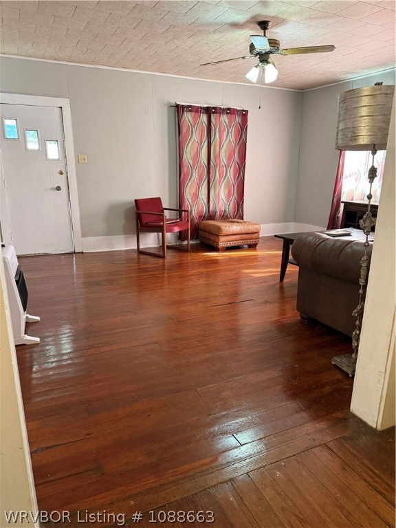 main property photo 13