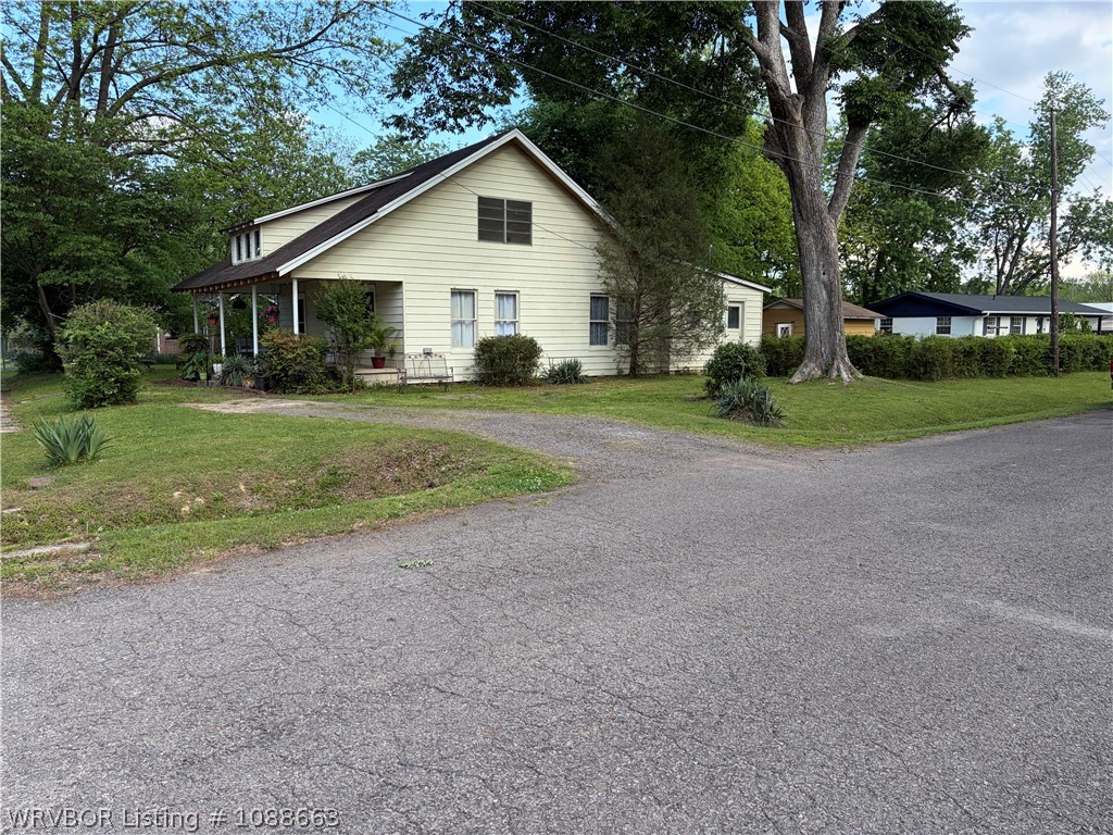 main property photo 3