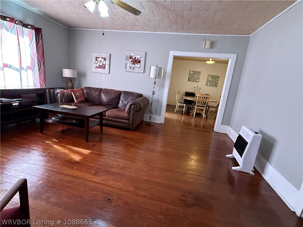 main property photo 8