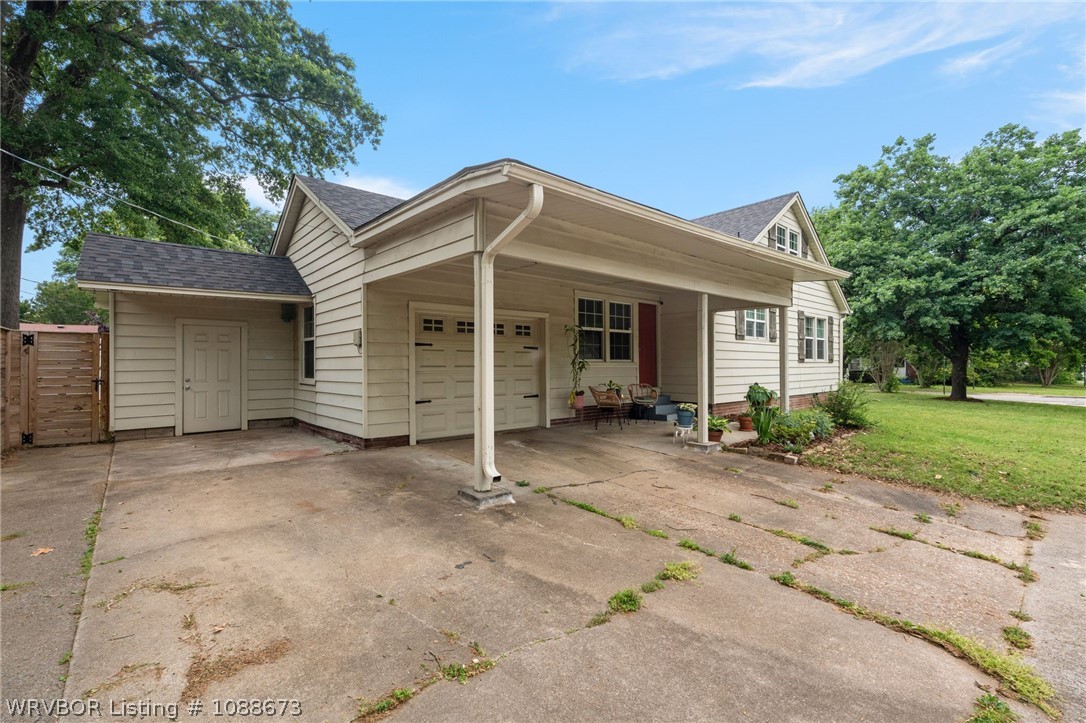 main property photo 3