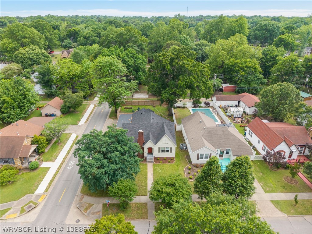 main property photo 37