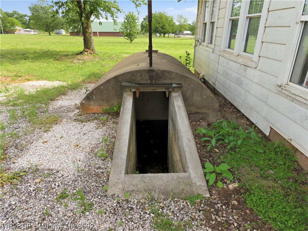 main property photo 12