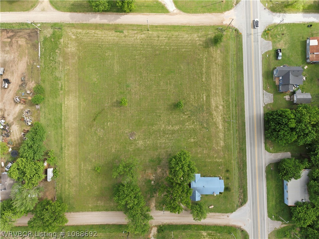 main property photo 33