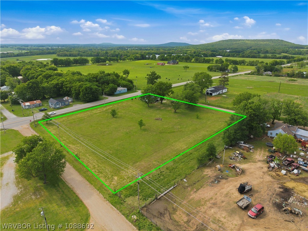 main property photo 40