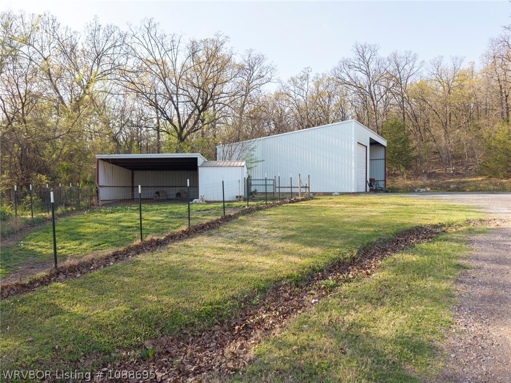main property photo 16