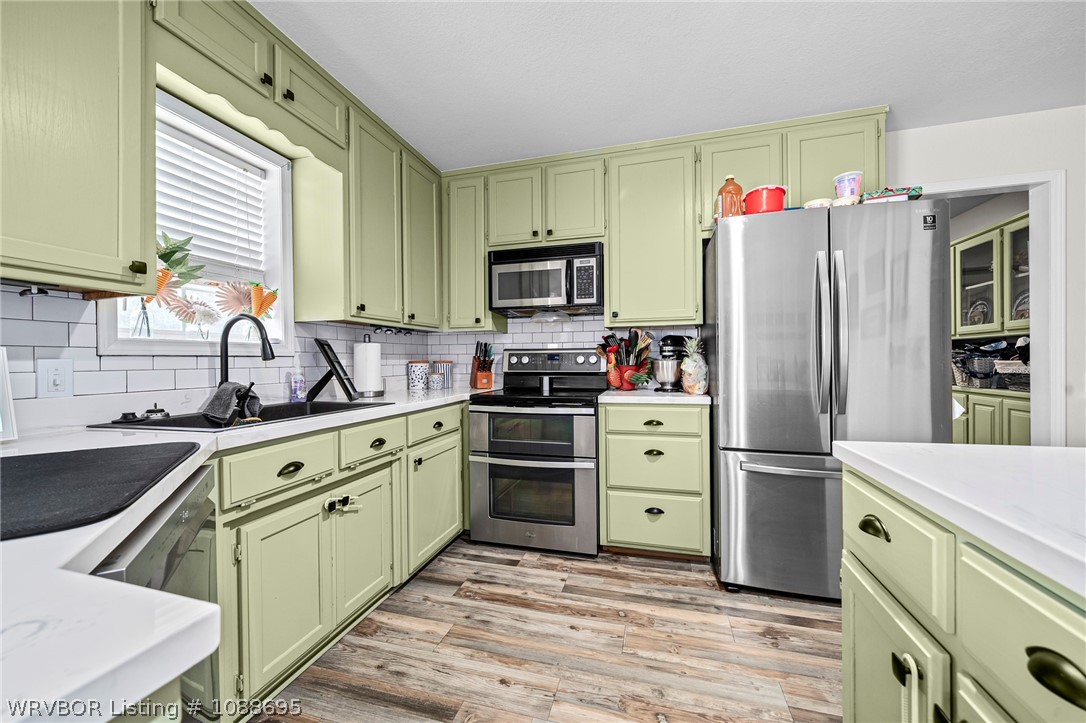 main property photo 24