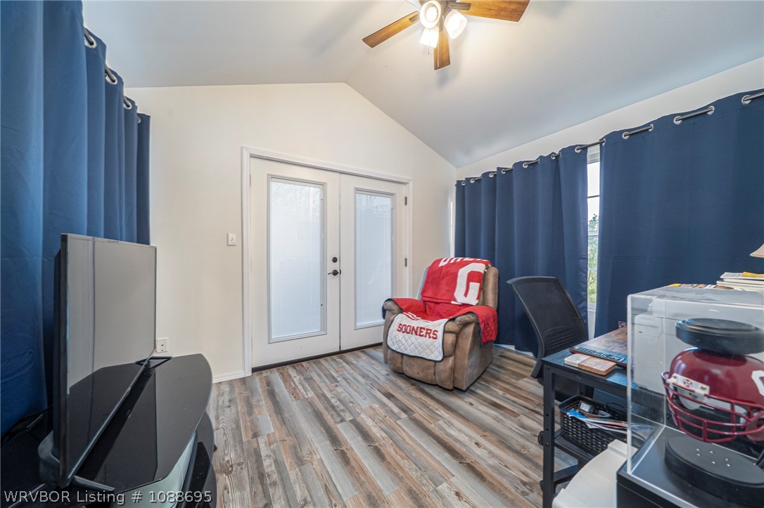 main property photo 39