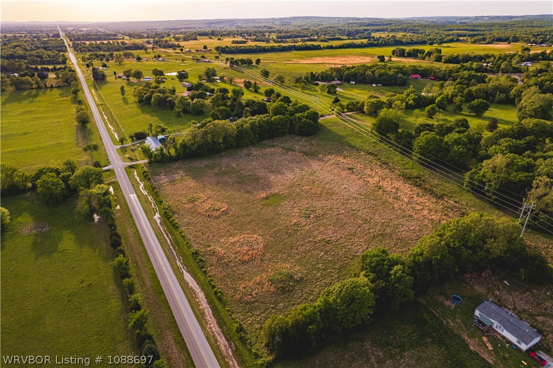 main property photo 6