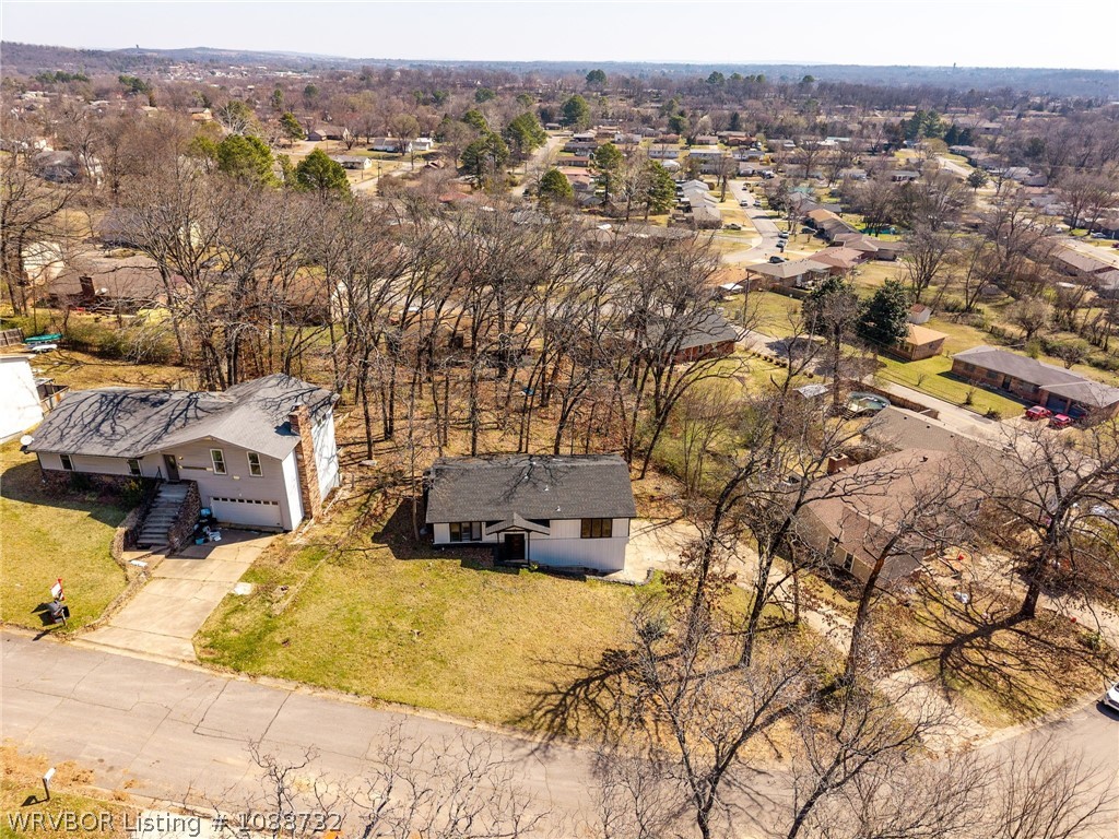 main property photo 33