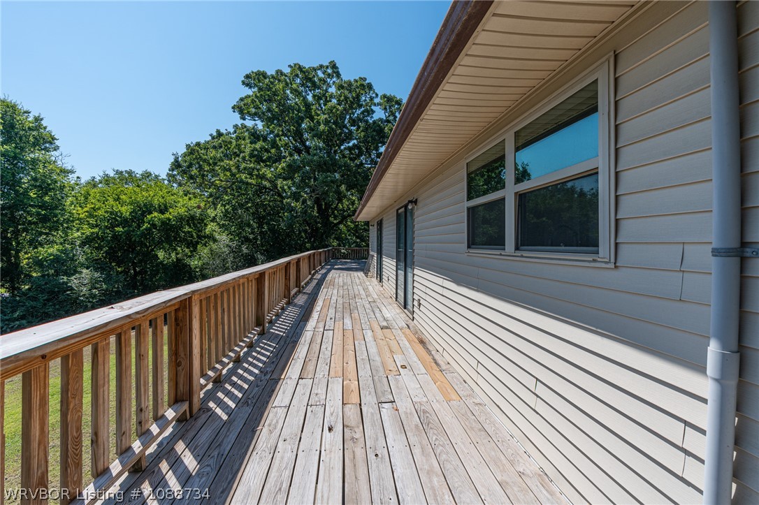 main property photo 40