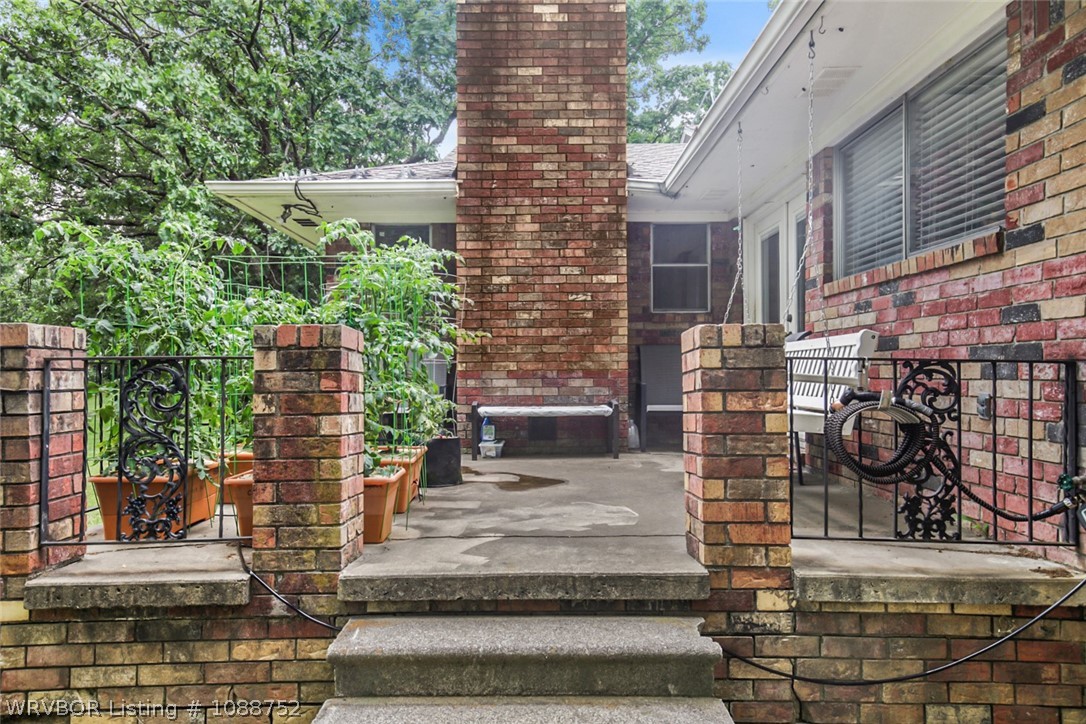 main property photo 34