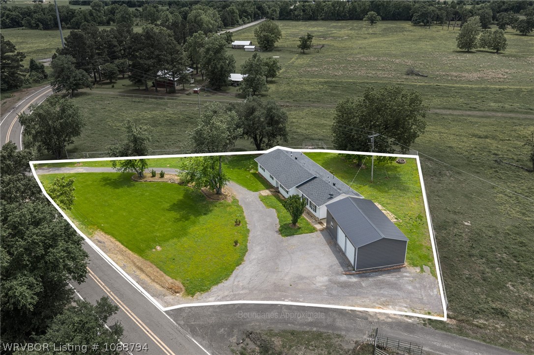 main property photo 40