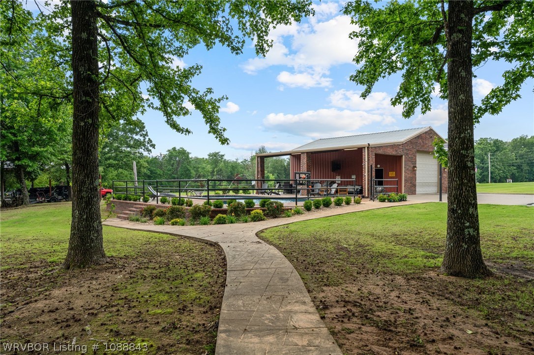 main property photo 3