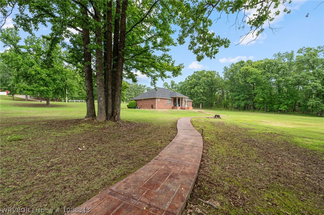 main property photo 40
