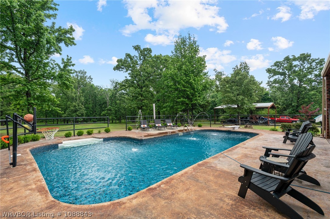 main property photo 50
