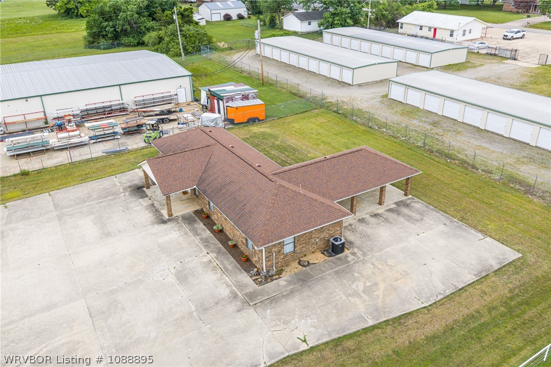 main property photo 33