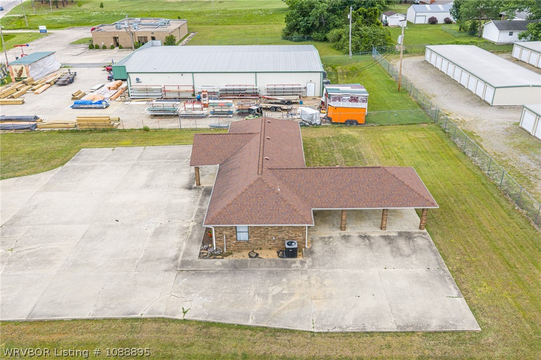 main property photo 34
