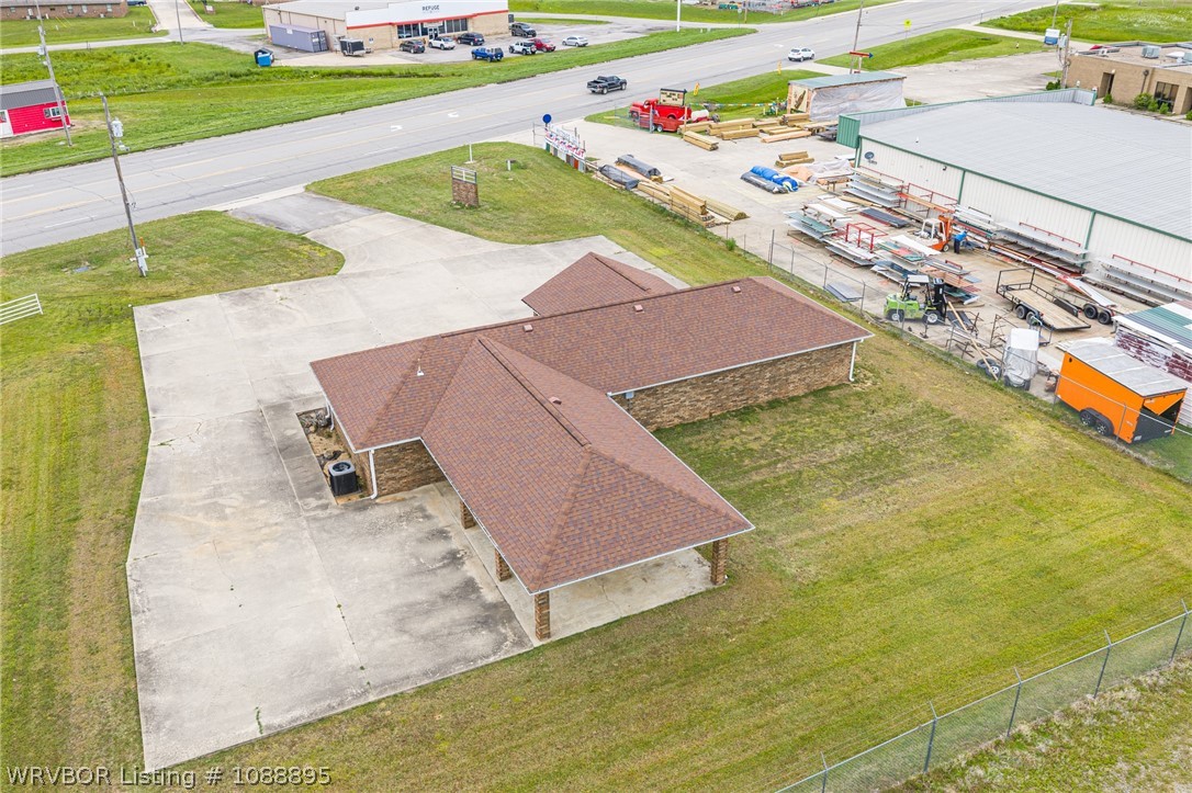 main property photo 36