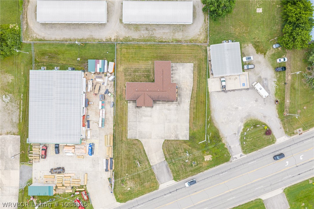 main property photo 43