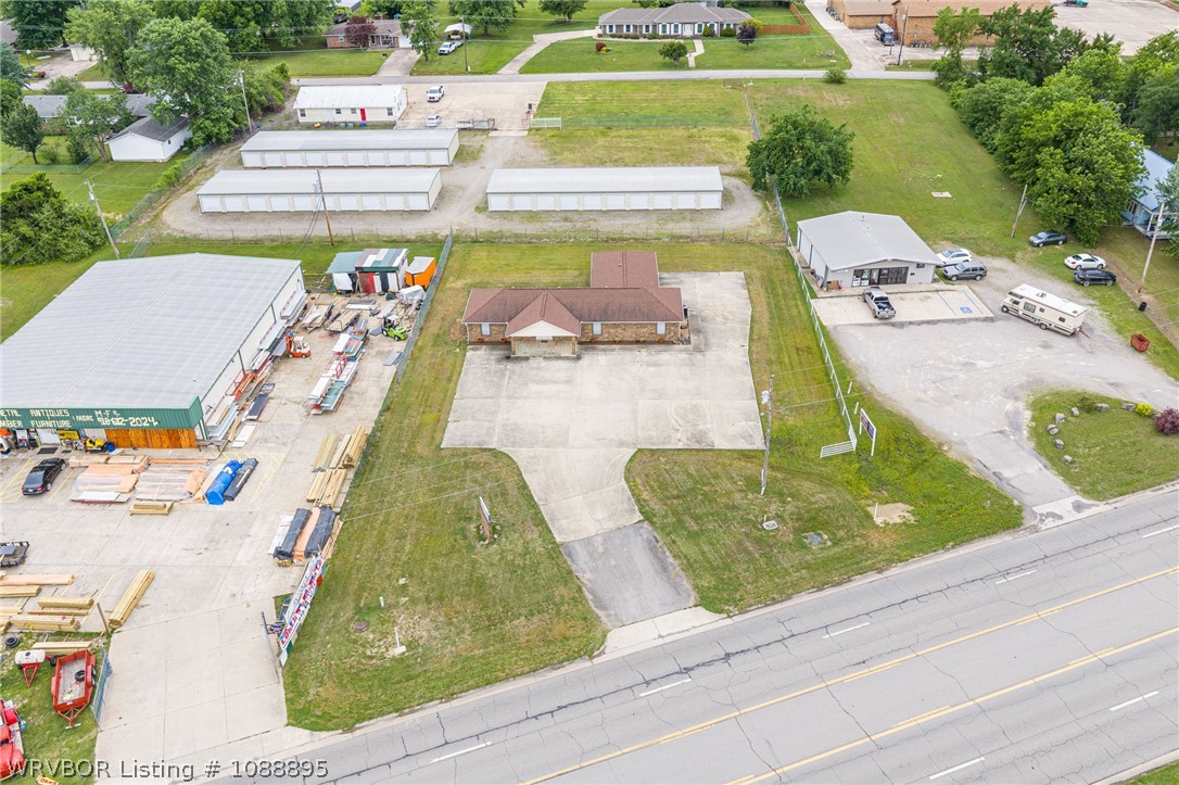 main property photo 47