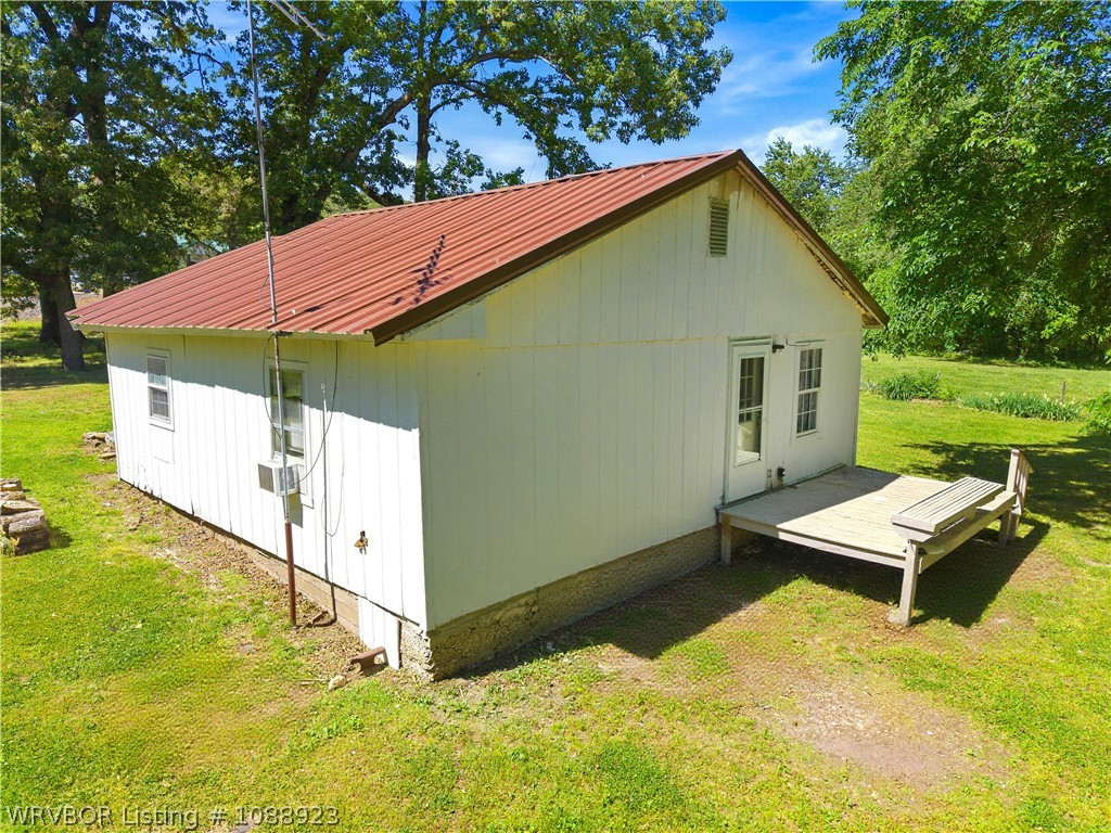 main property photo 11