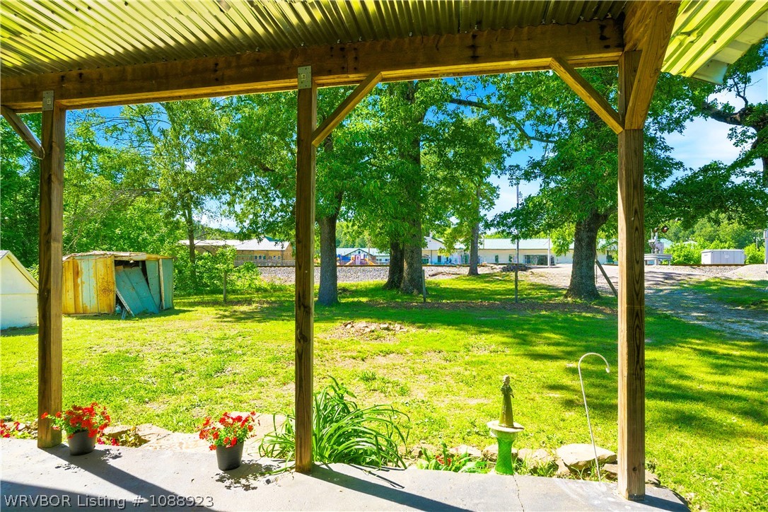 main property photo 6
