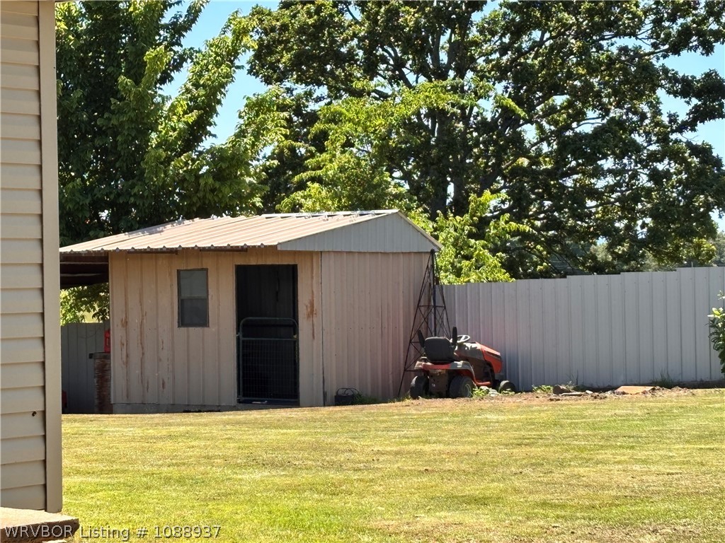 main property photo 50