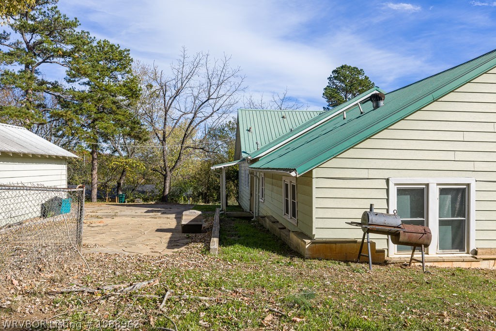 main property photo 33