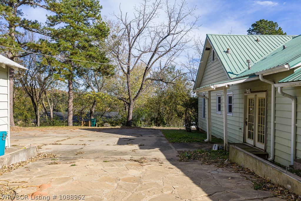 main property photo 35
