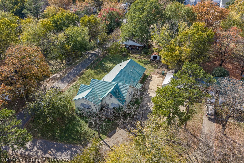 main property photo 45