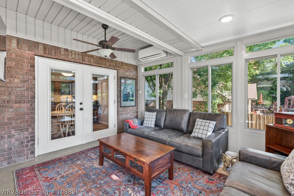 property viewer photo 16
