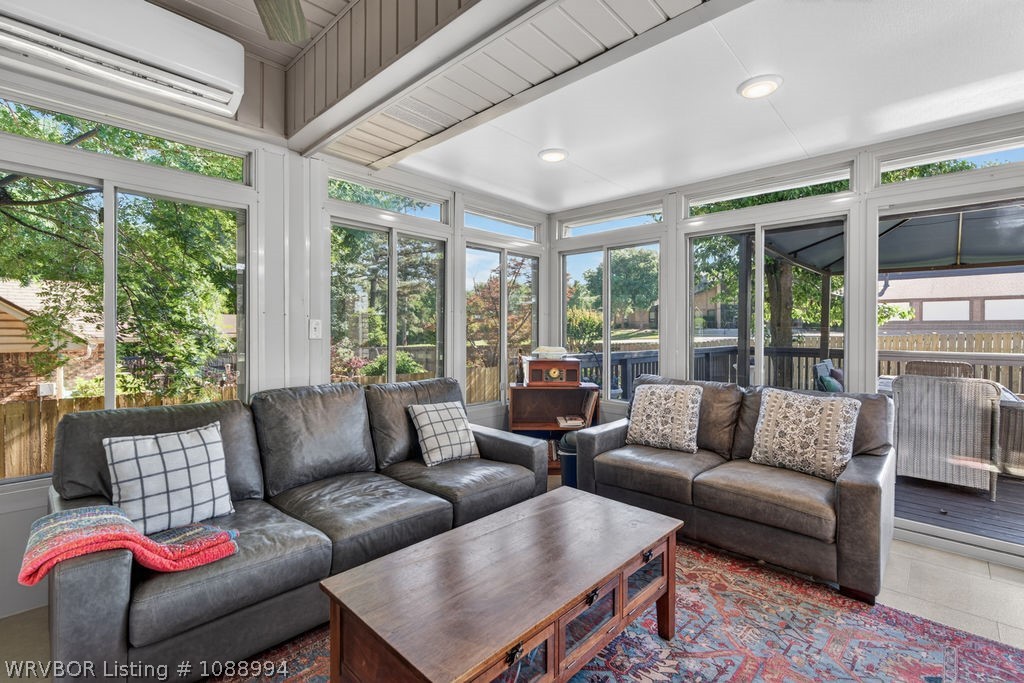 property viewer photo 17