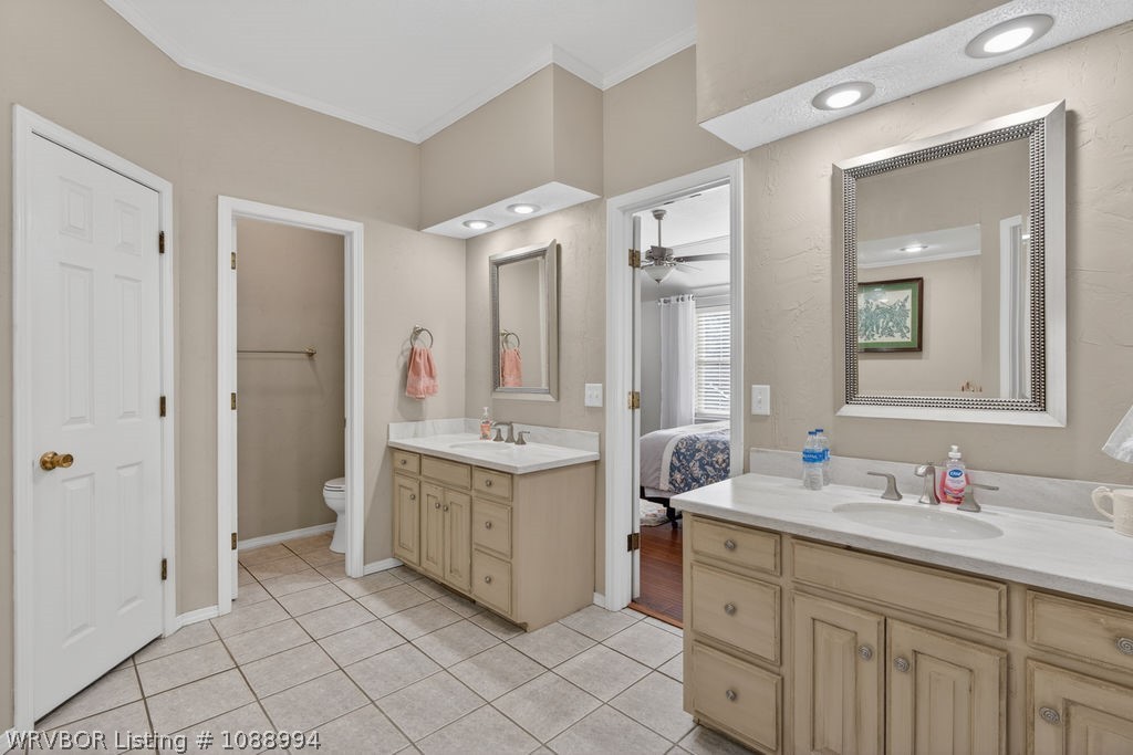 property viewer photo 24