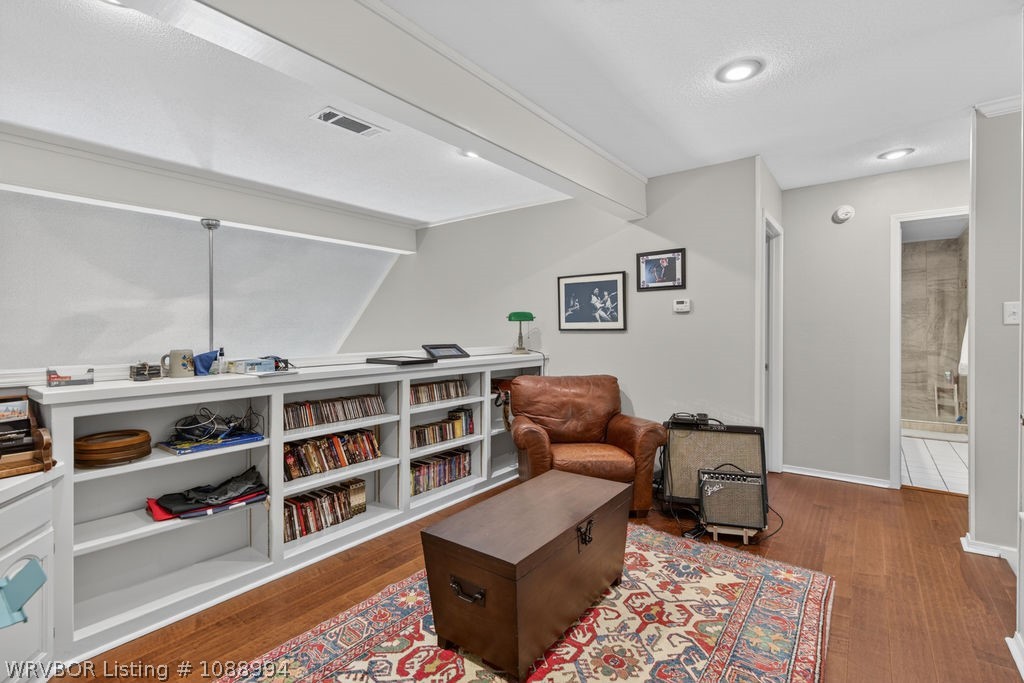 property viewer photo 30