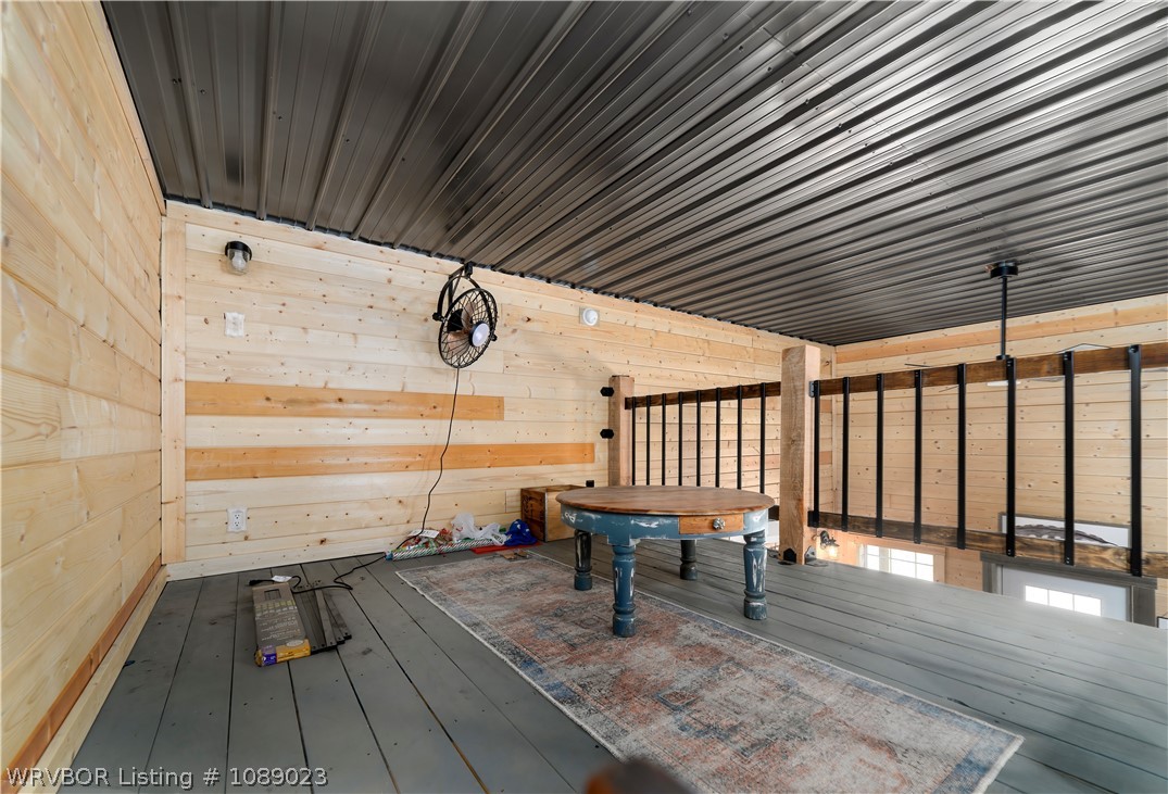 main property photo 18