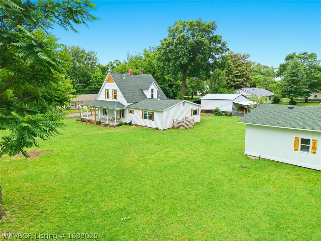 main property photo 11