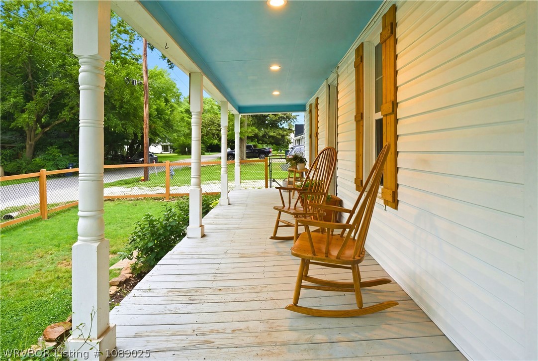main property photo 16