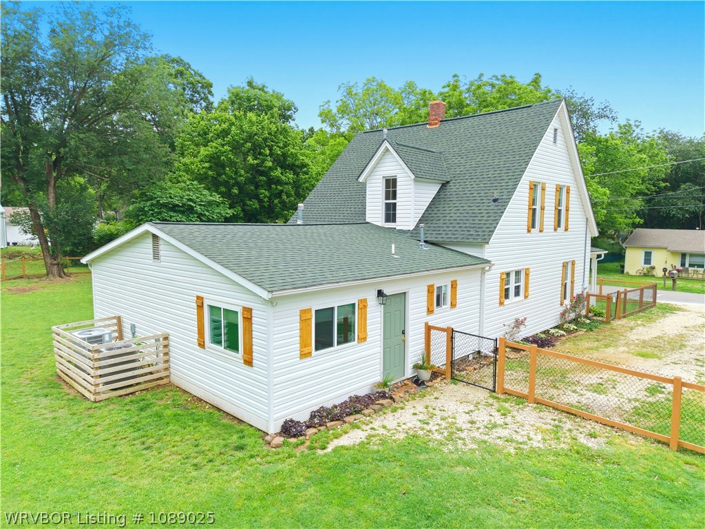 main property photo 4