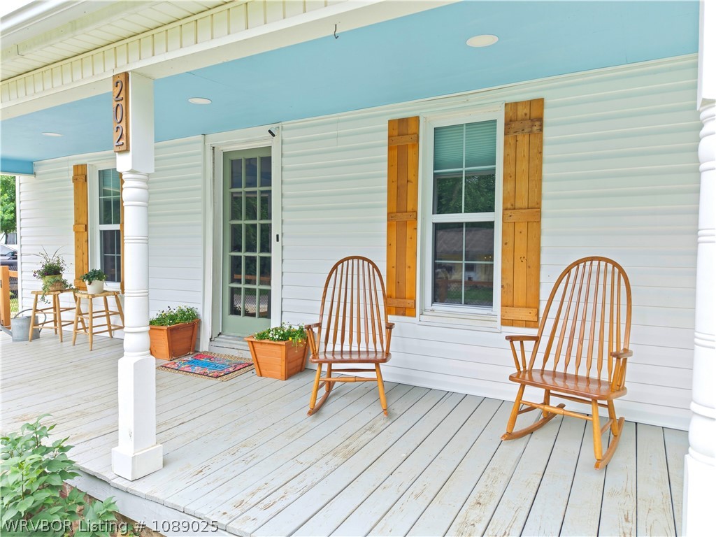 main property photo 7