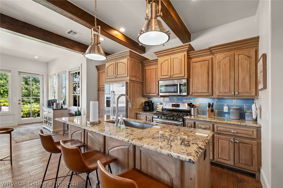 main property photo 17