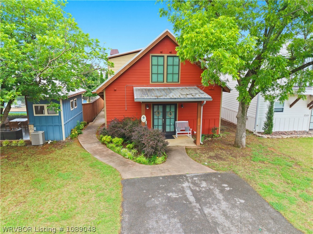 main property photo 4