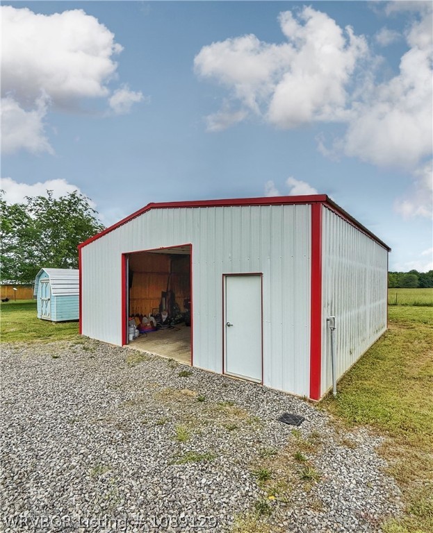 main property photo 33