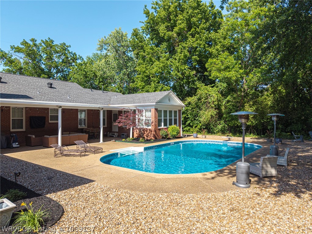 main property photo 47