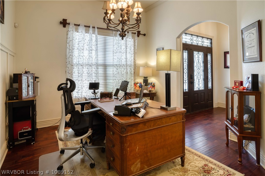main property photo 4