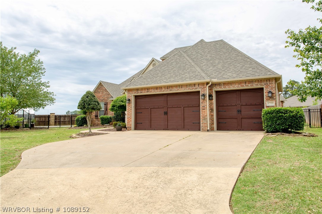 main property photo 46