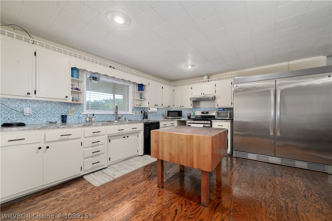 main property photo 22